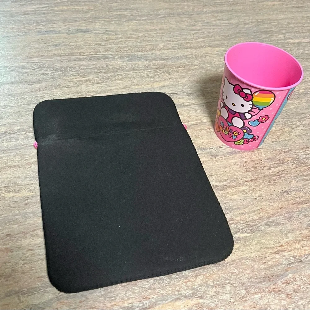Hello Kitty tablet sleeve with Hello Kitty cup